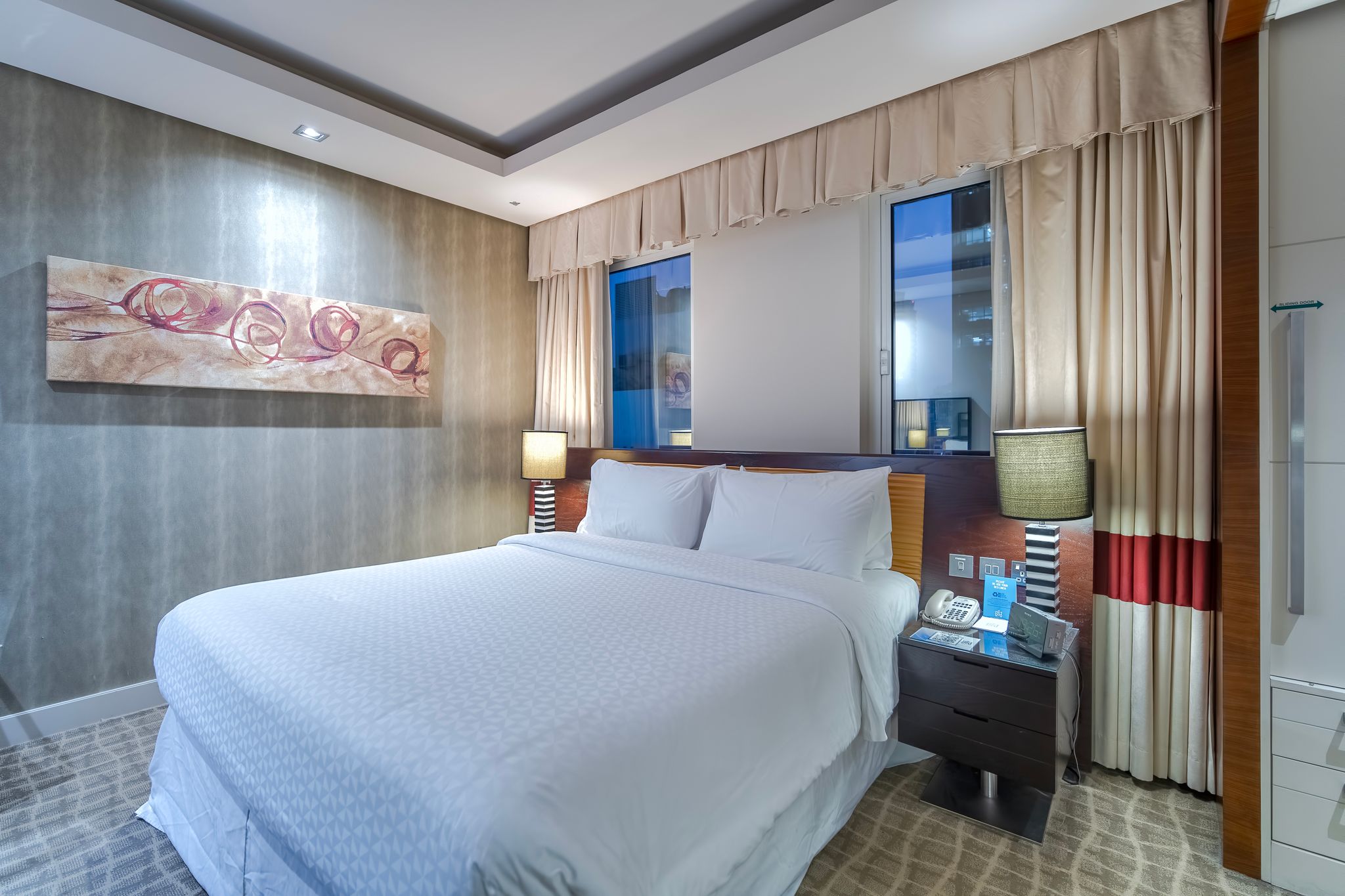 undefined Majestic Premier Hotel 9