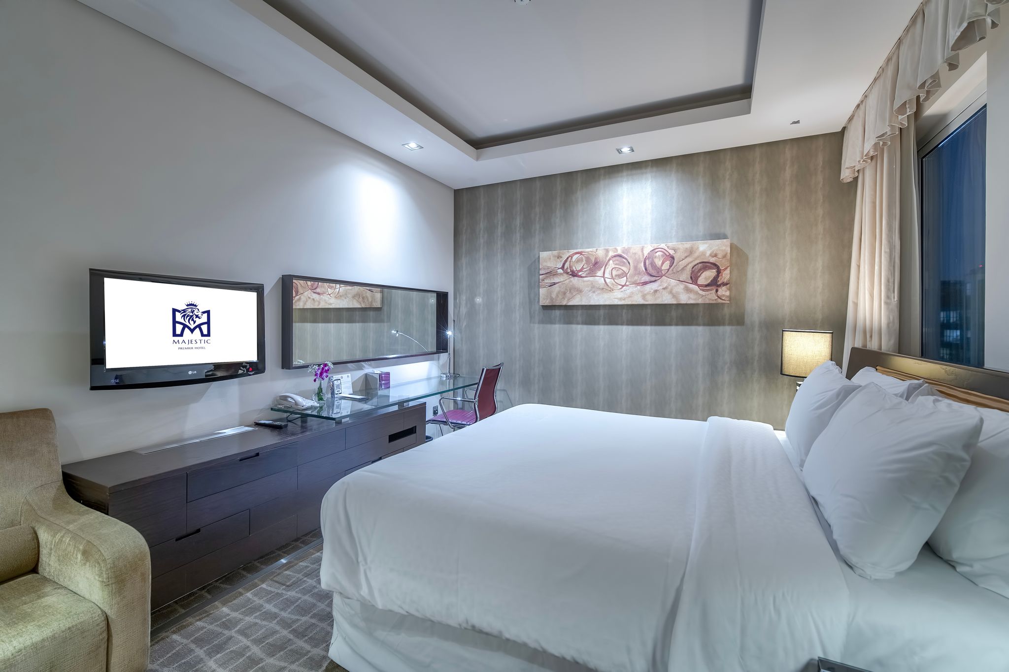 undefined Majestic Premier Hotel 10
