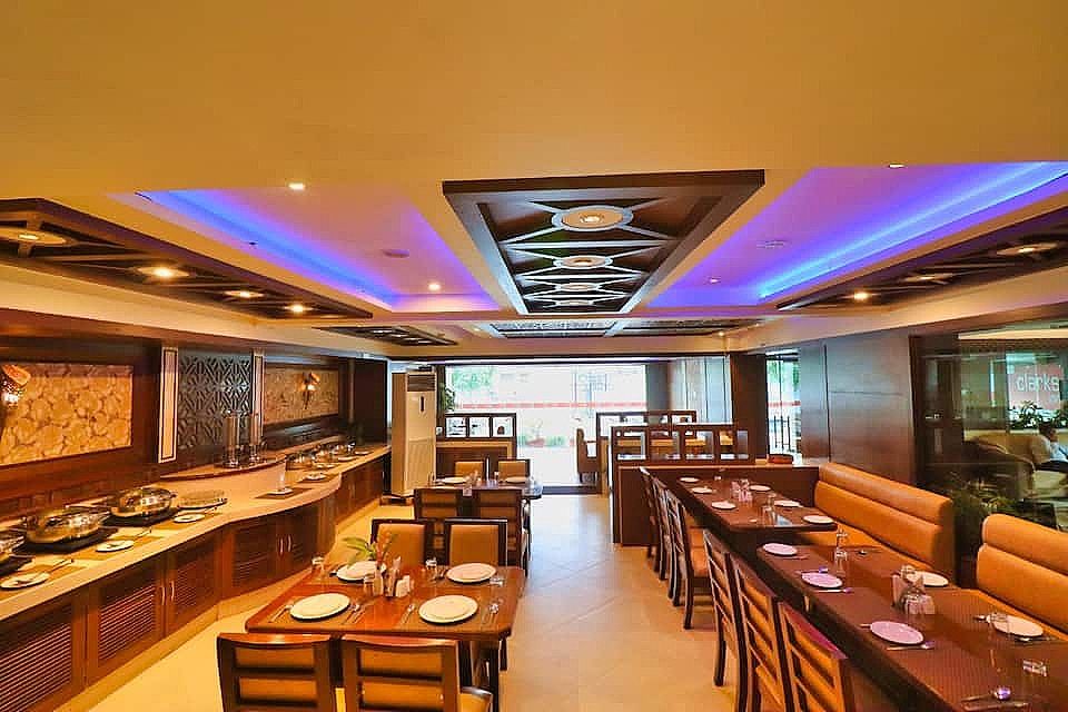 Food & Dining