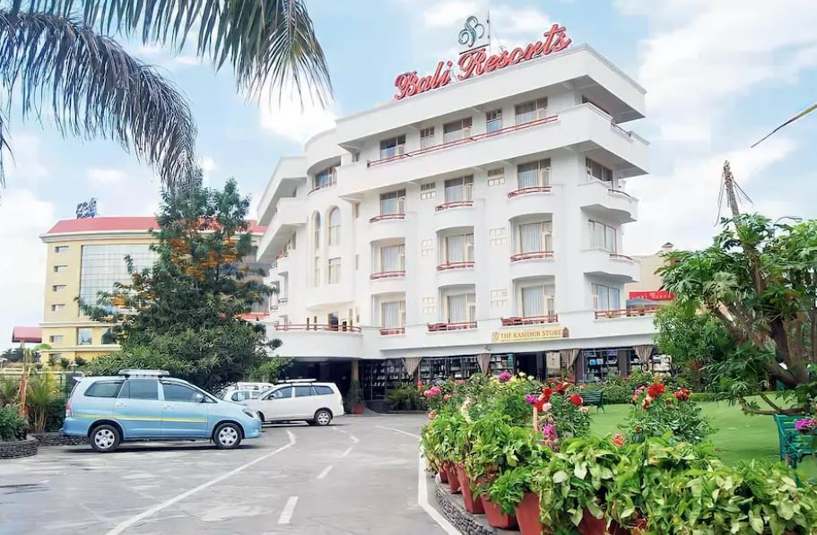 Hotel Exterior