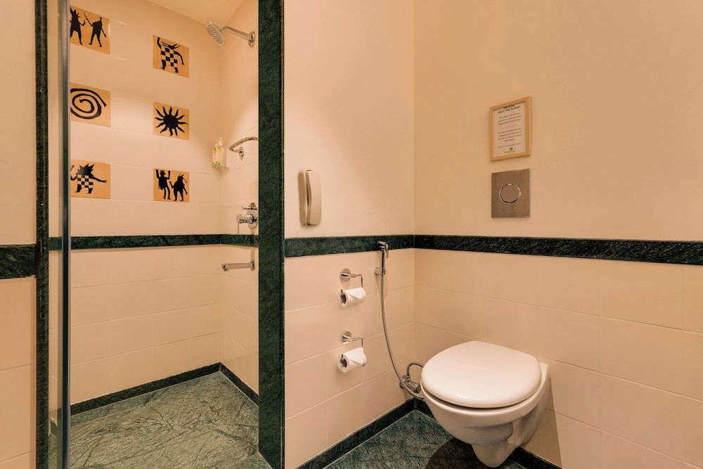 Lemon Tree Premier, Hitec City, Hyderabad Deluxe King 10
