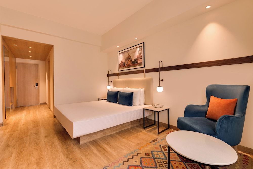 Lemon Tree Premier, Hitec City, Hyderabad Deluxe King 6