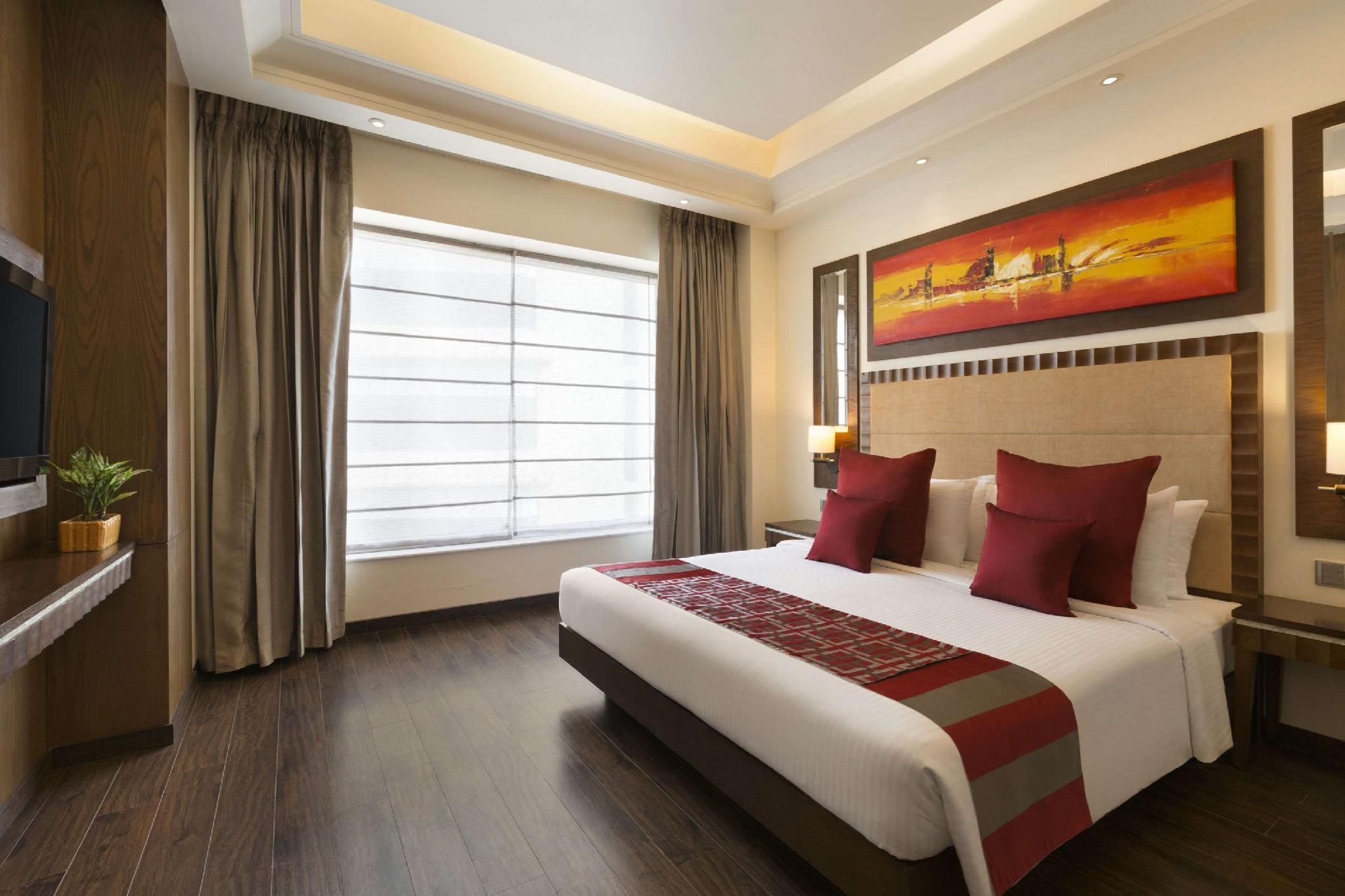 1 Queen Bed Superior Room, Non-Smoking