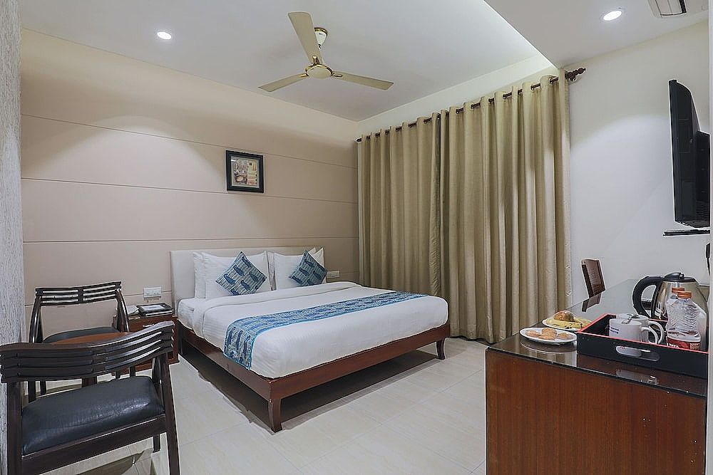 Cosy Grand @Chanakyapuri by The Cosy Hotels Deluxe Room 18