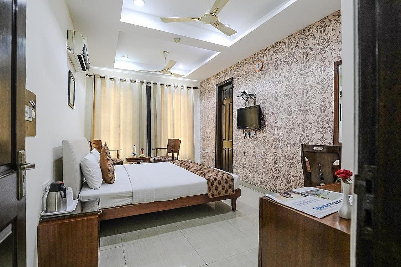 Cosy Grand @Chanakyapuri by The Cosy Hotels Deluxe Room 23
