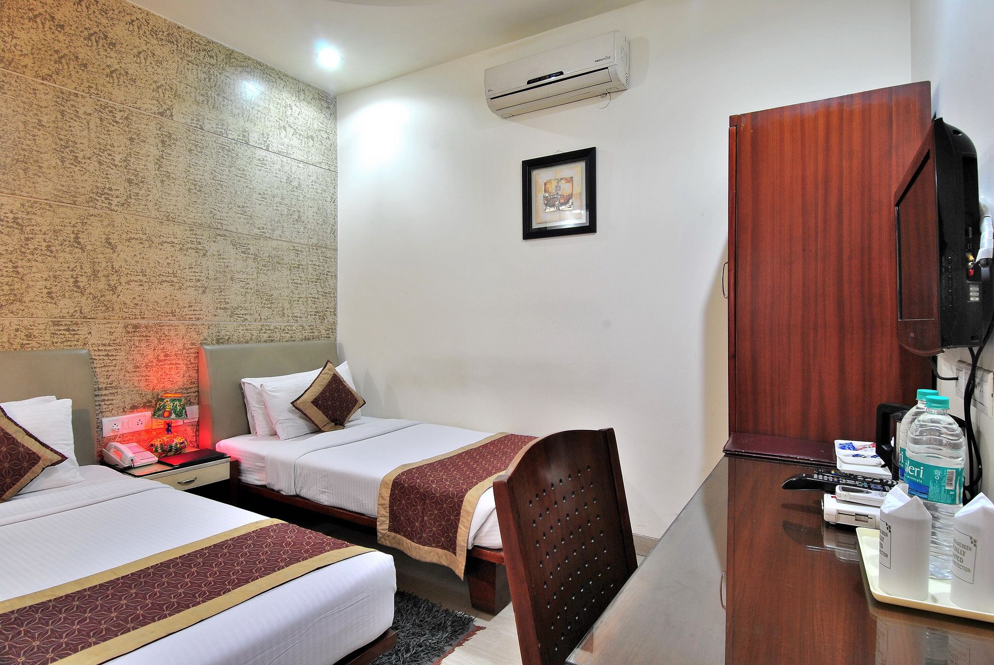 Cosy Grand @Chanakyapuri by The Cosy Hotels Deluxe Room 16