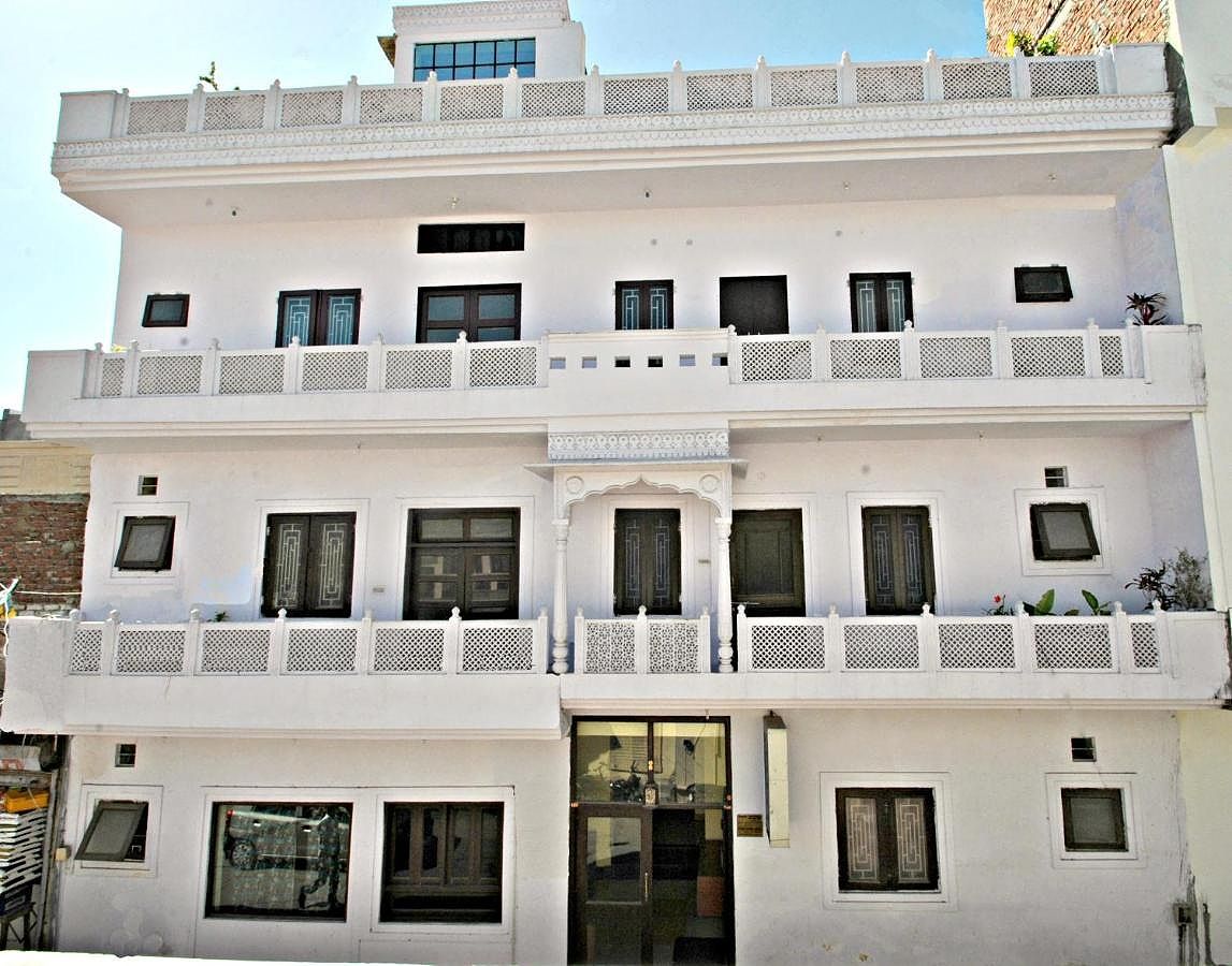 undefined Satkar Hotel 5