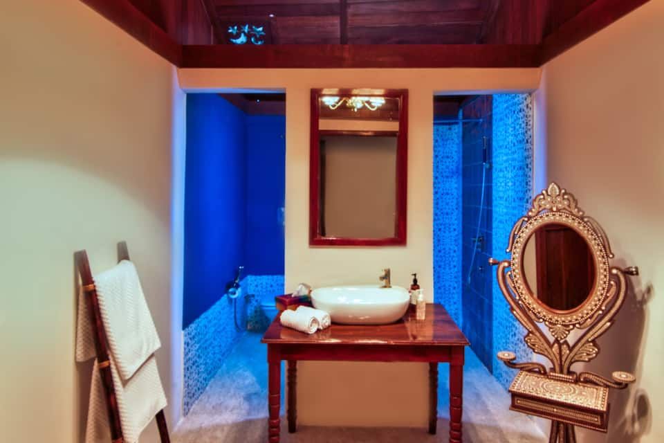 ROYAL, CHALET