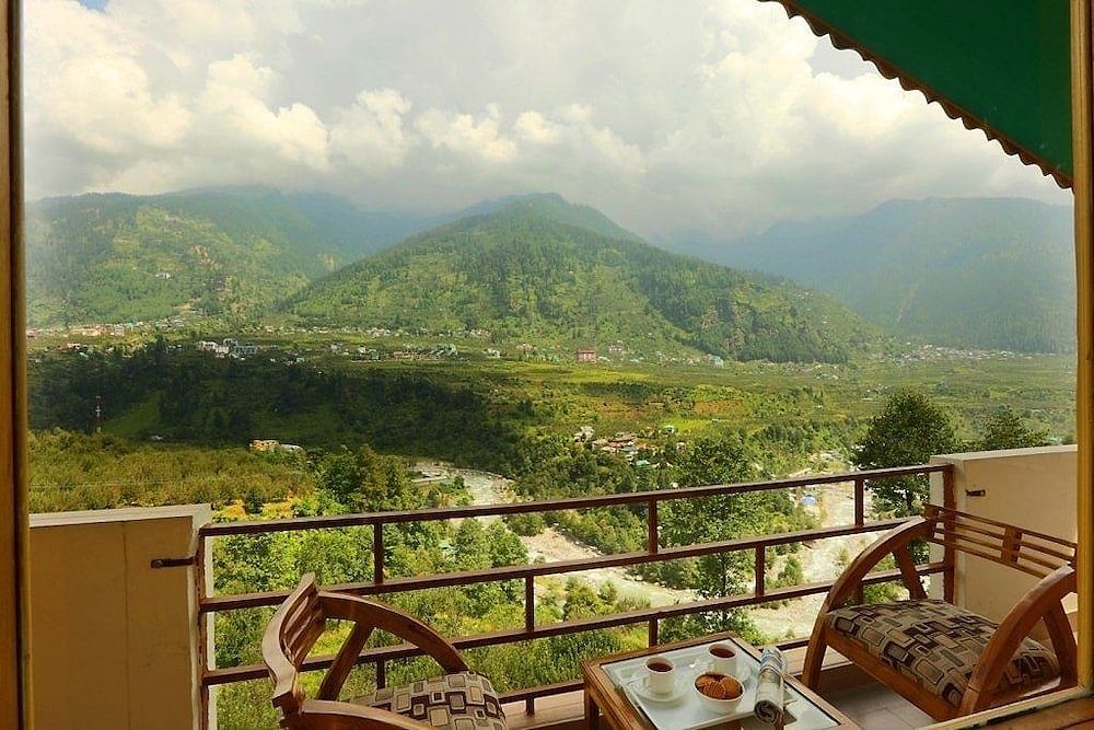 Lotus Inn River View