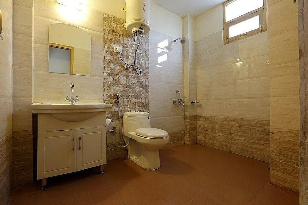 Super Deluxe Rohtang view with private Balcony