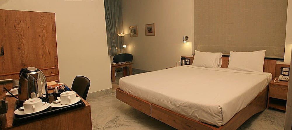 Hotel Yulia- Le Amour Inn Deluxe Room 7