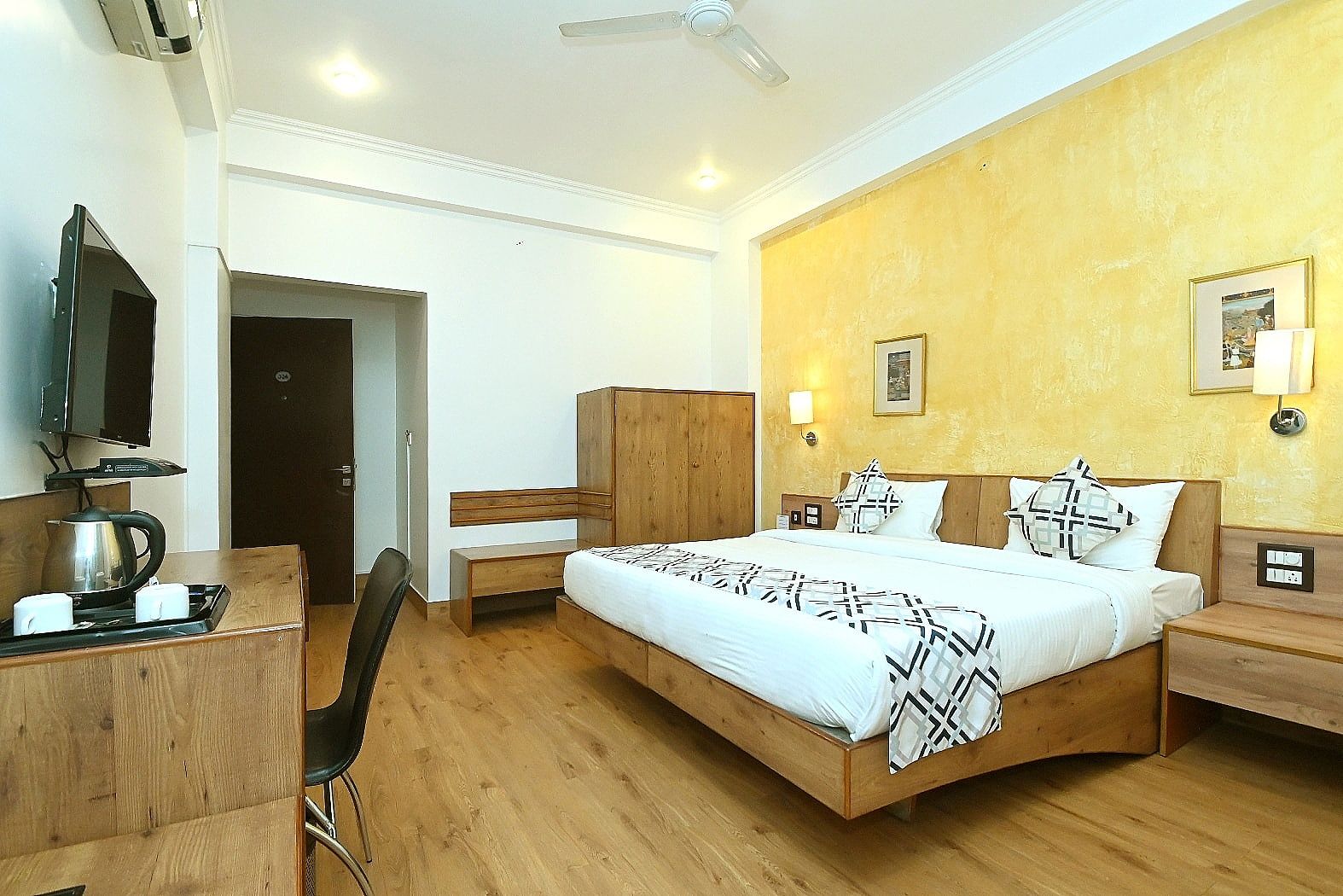 Super Deluxe Room With Free Wi-Fi