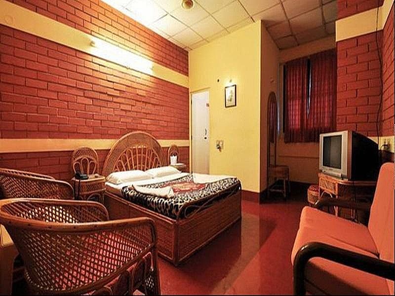 undefined White Orchid Resorts 8