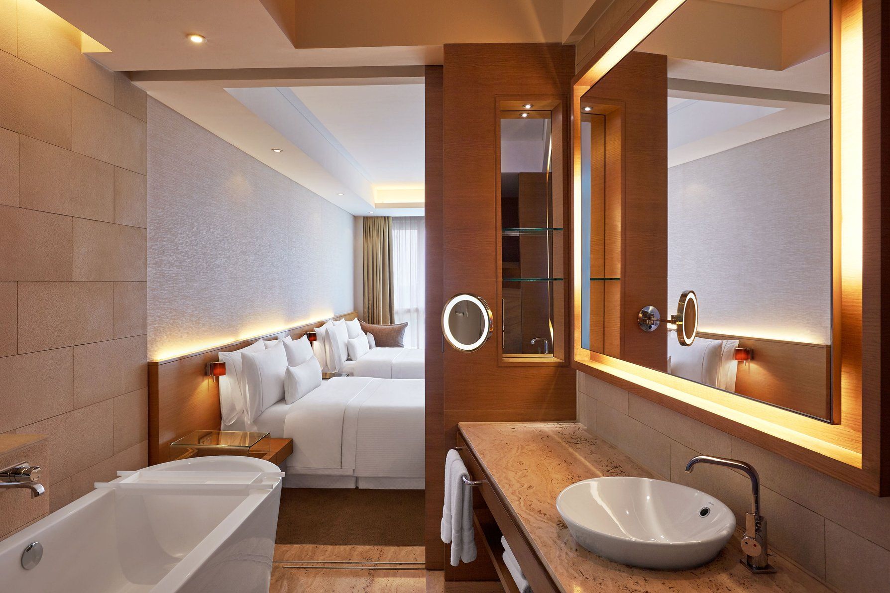 Guest room, 2 Double, City view