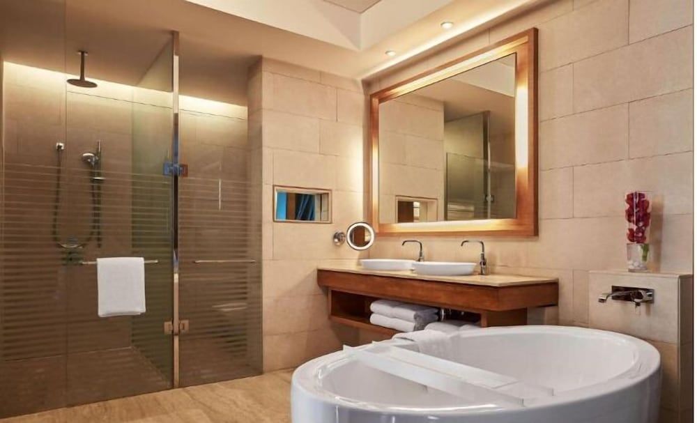 undefined The Westin Mumbai Garden City 7