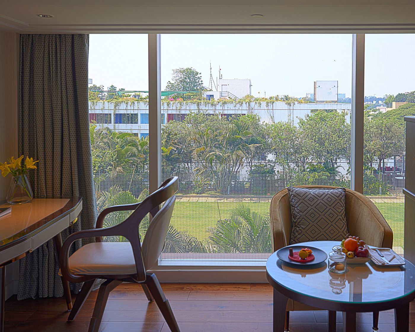 Taj MG Road Deluxe Room Garden View Twin Bed 3