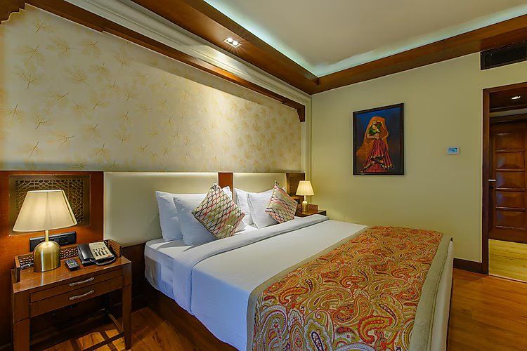 Premium Cottage with Jacuzzi