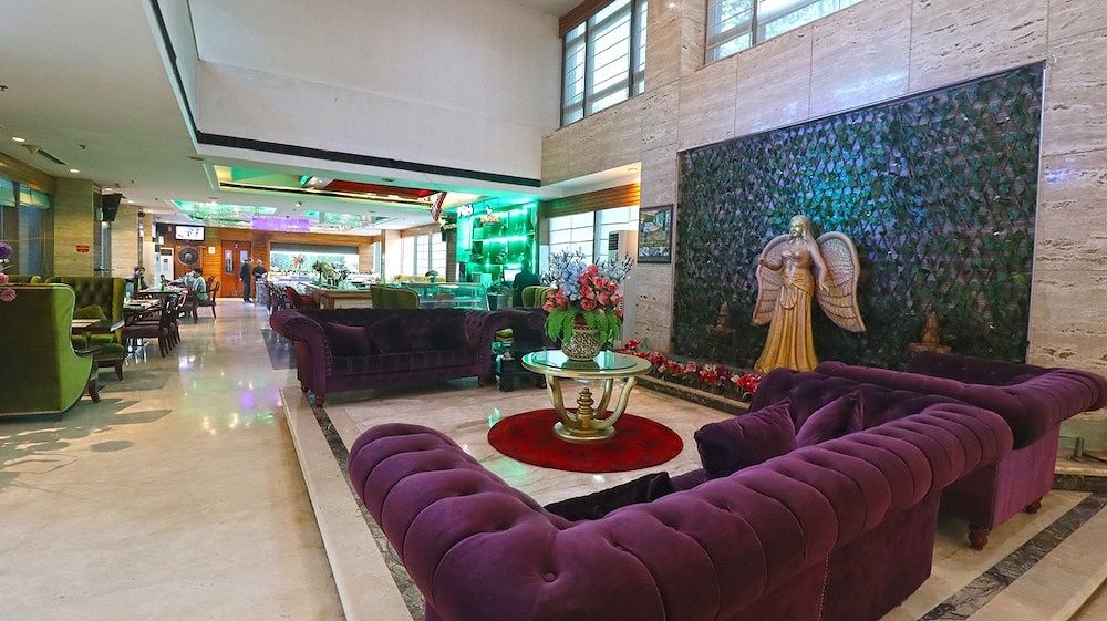 undefined SkyCity Hotel Gurgaon 4