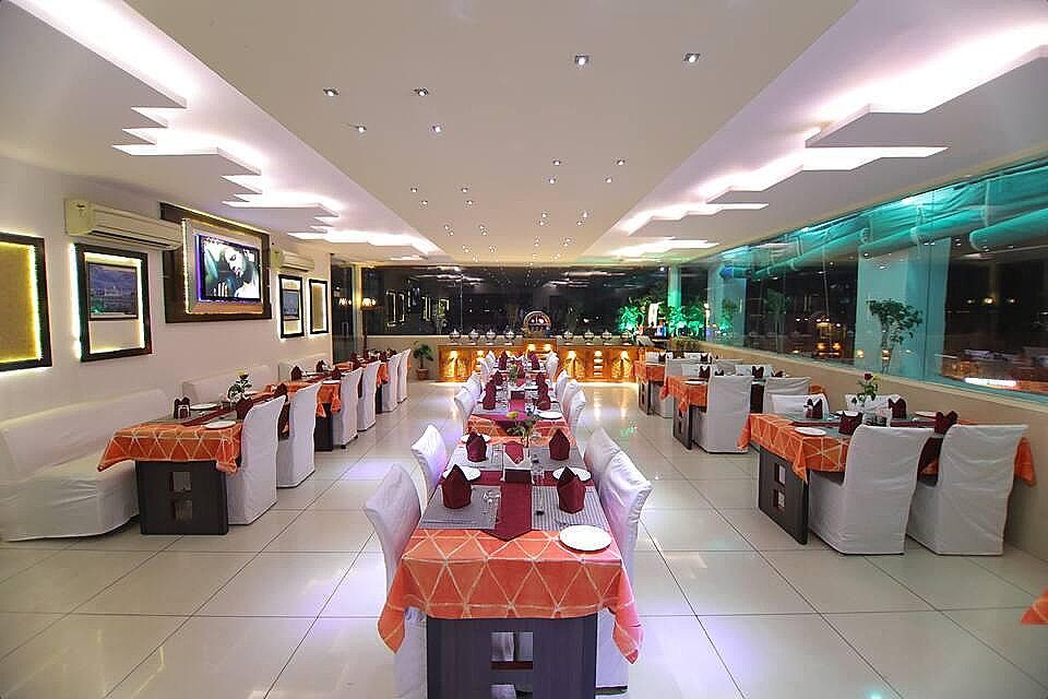 undefined Hotel Taj Inn 4
