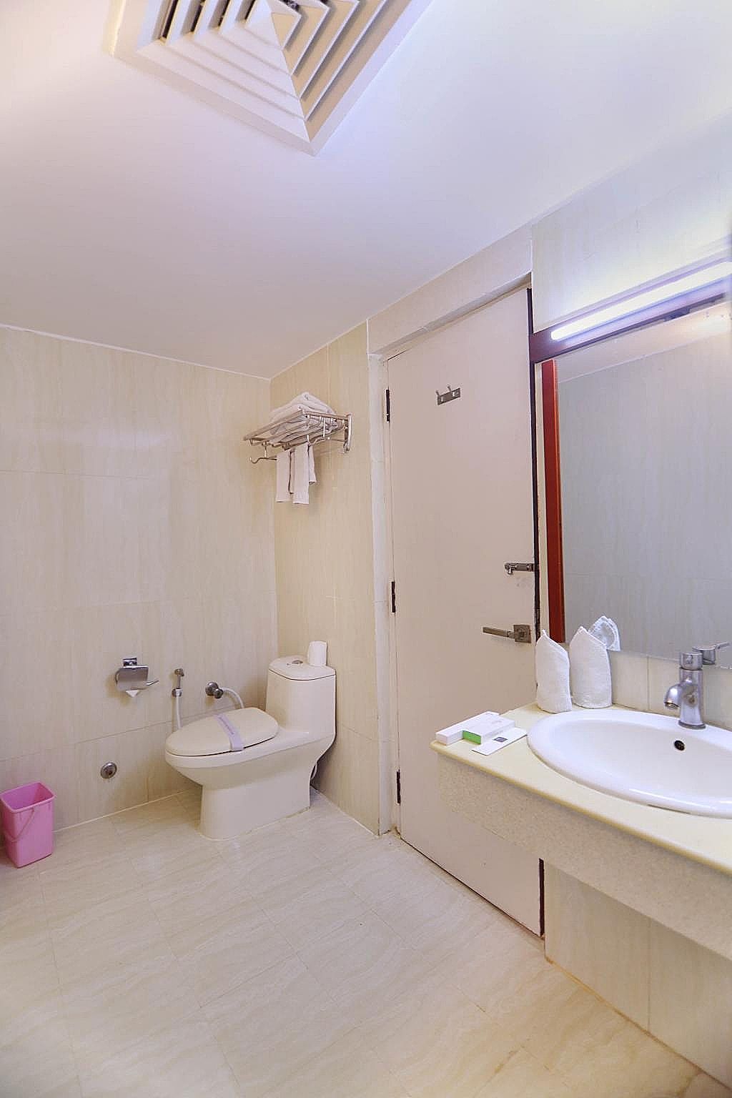 Hotel Taj Inn Deluxe Double or Twin Room 5