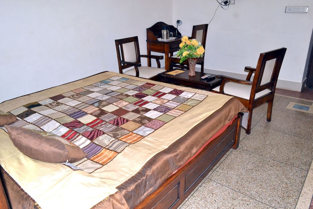 Shree Mohan Villas- Heritage Hotel Standard Room 2