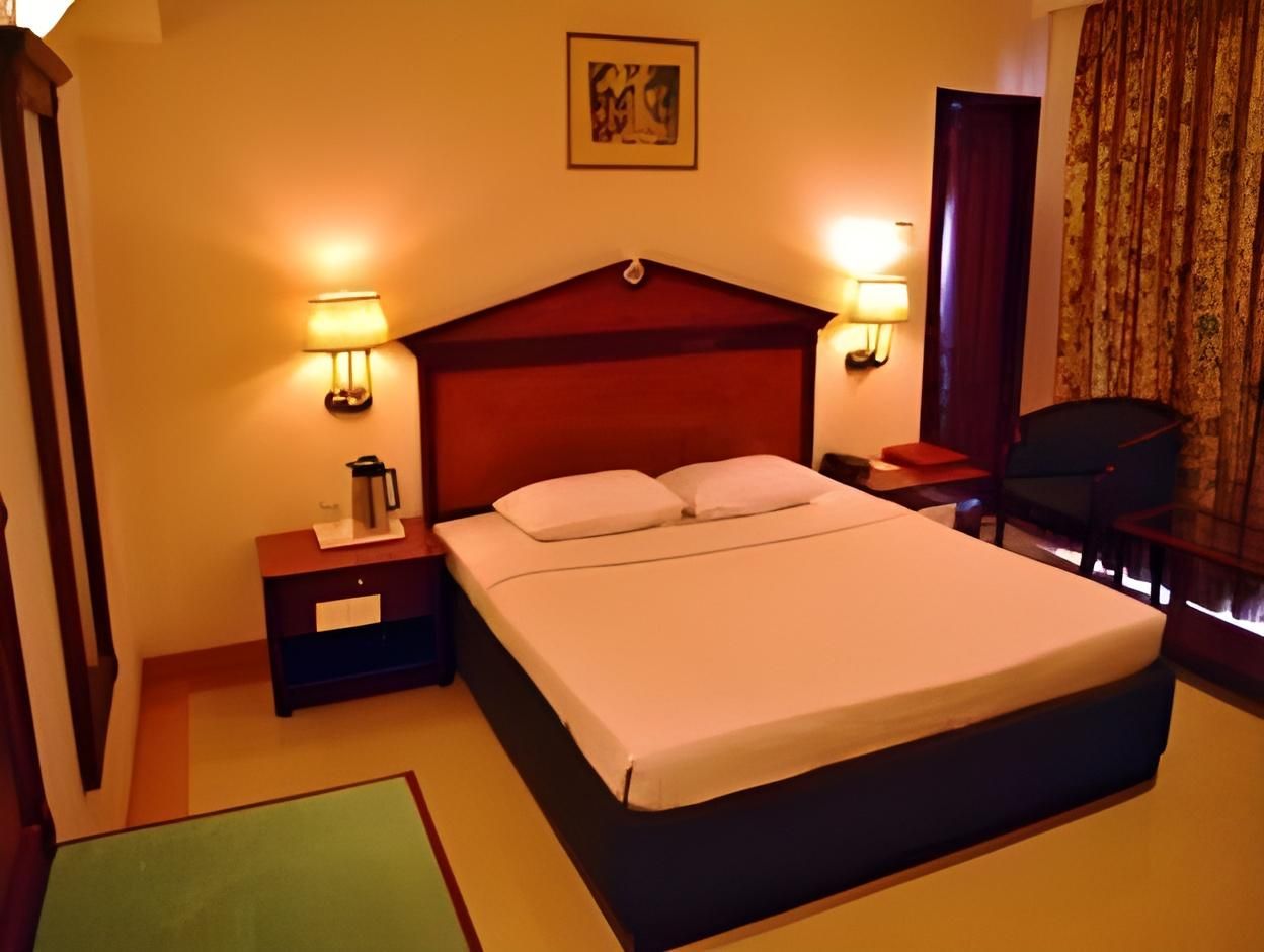 Westway Hotel Calicut Standard Room 3
