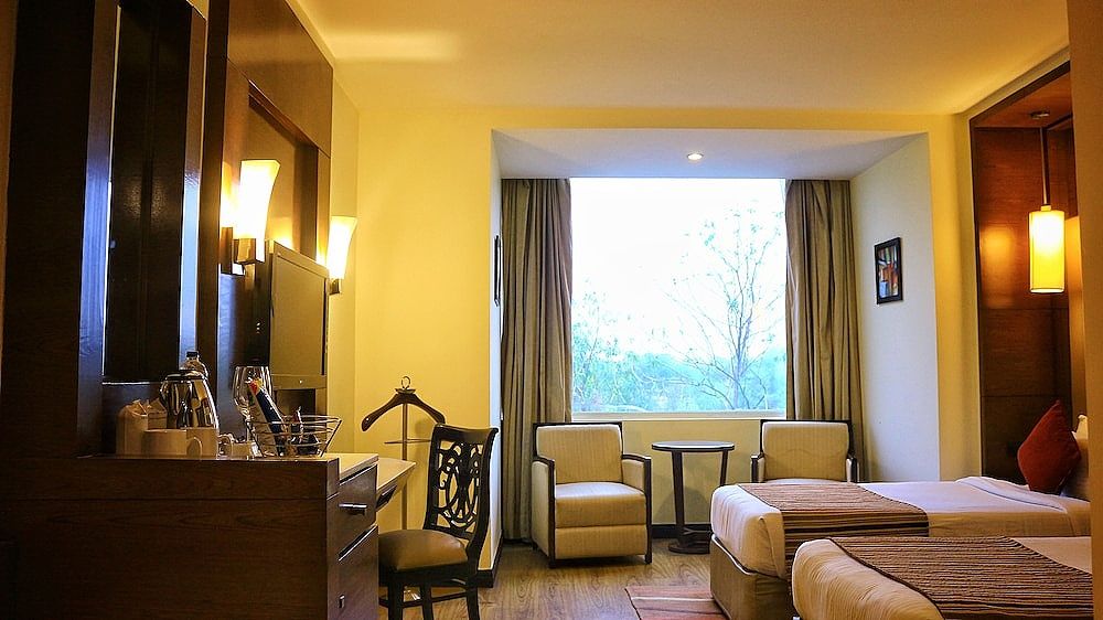 Hotel City Park Airport Executive Room 13