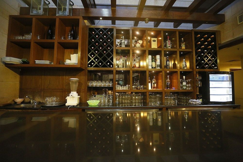 undefined Hotel City Park Airport 7