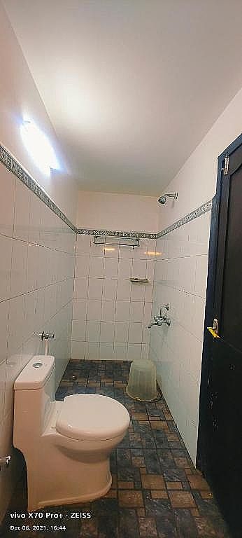 Lumino Emerald Inn Standard Basement Double Room 8