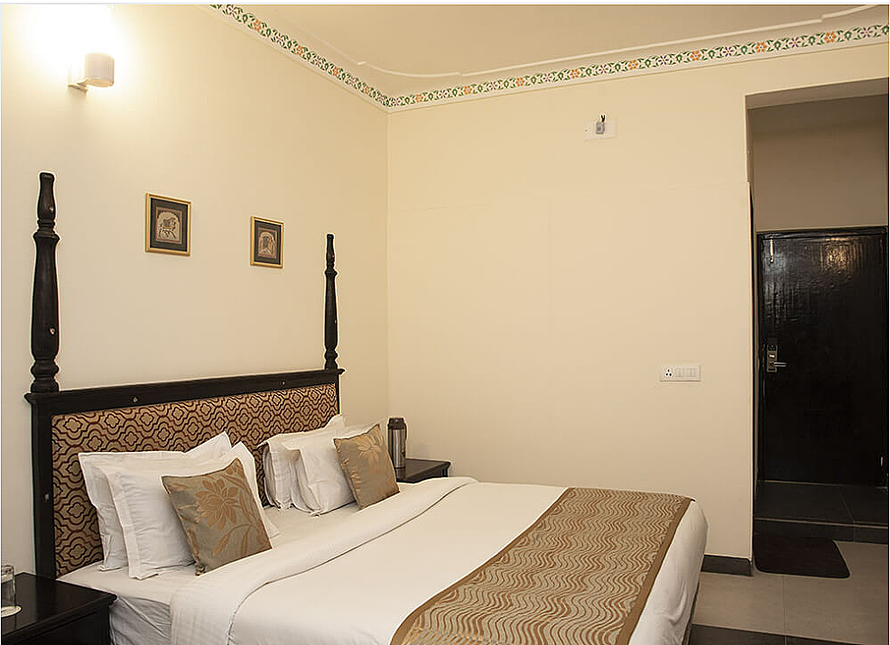 Labh Garh Palace Deluxe Room 3