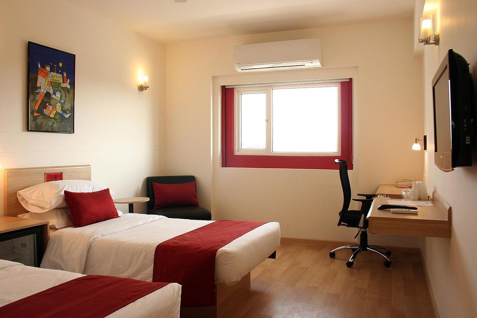 Red Fox by Lemon Tree Hotels, Jaipur Business Room 16