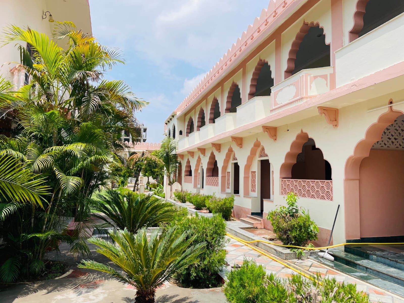 undefined Sajjan Bagh Resort 6