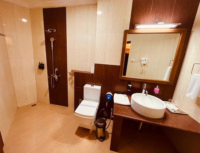 Divine Resort & Spa Executive Room Non View 3