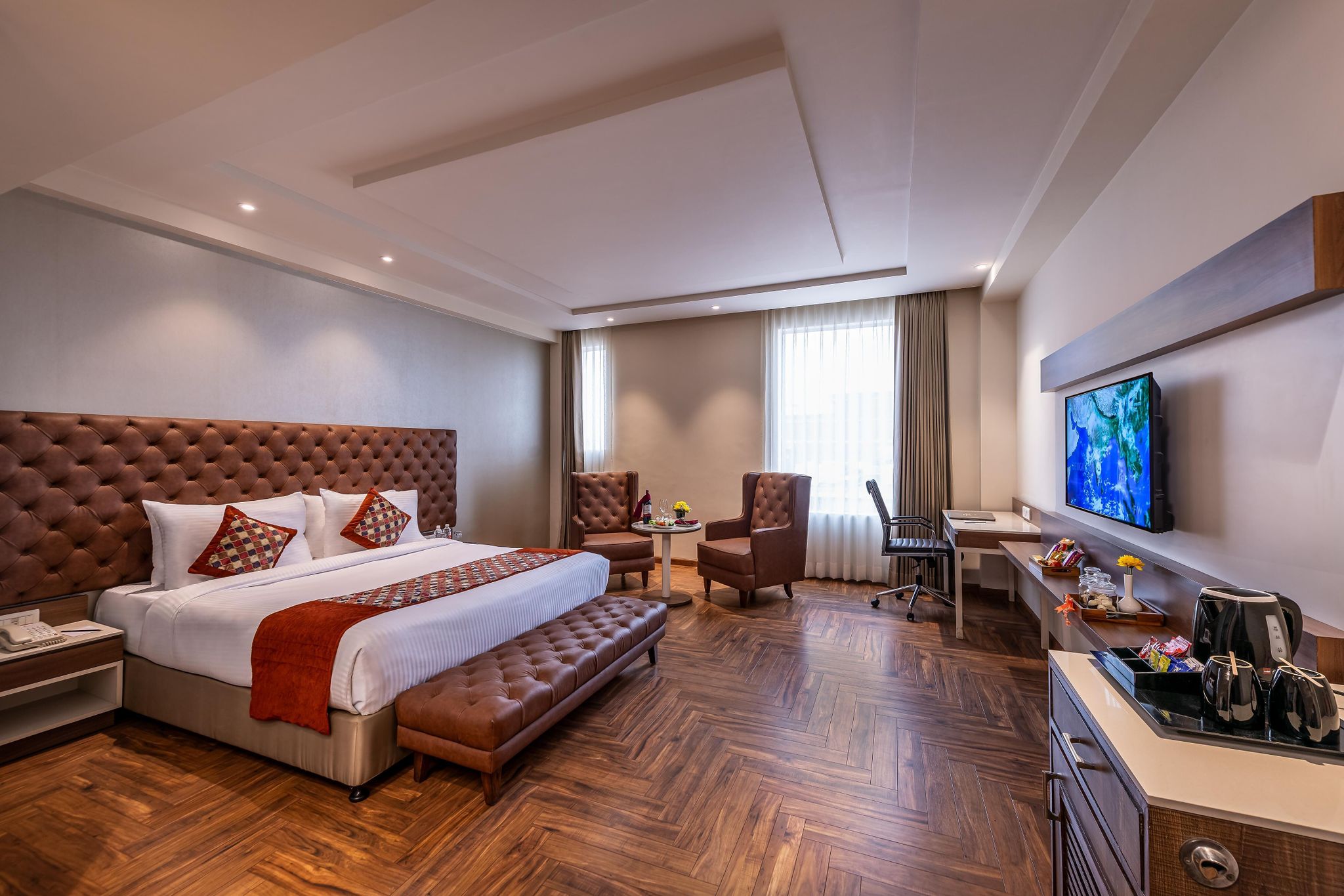 Superior Suite, 1 Queen Bed, Smoking