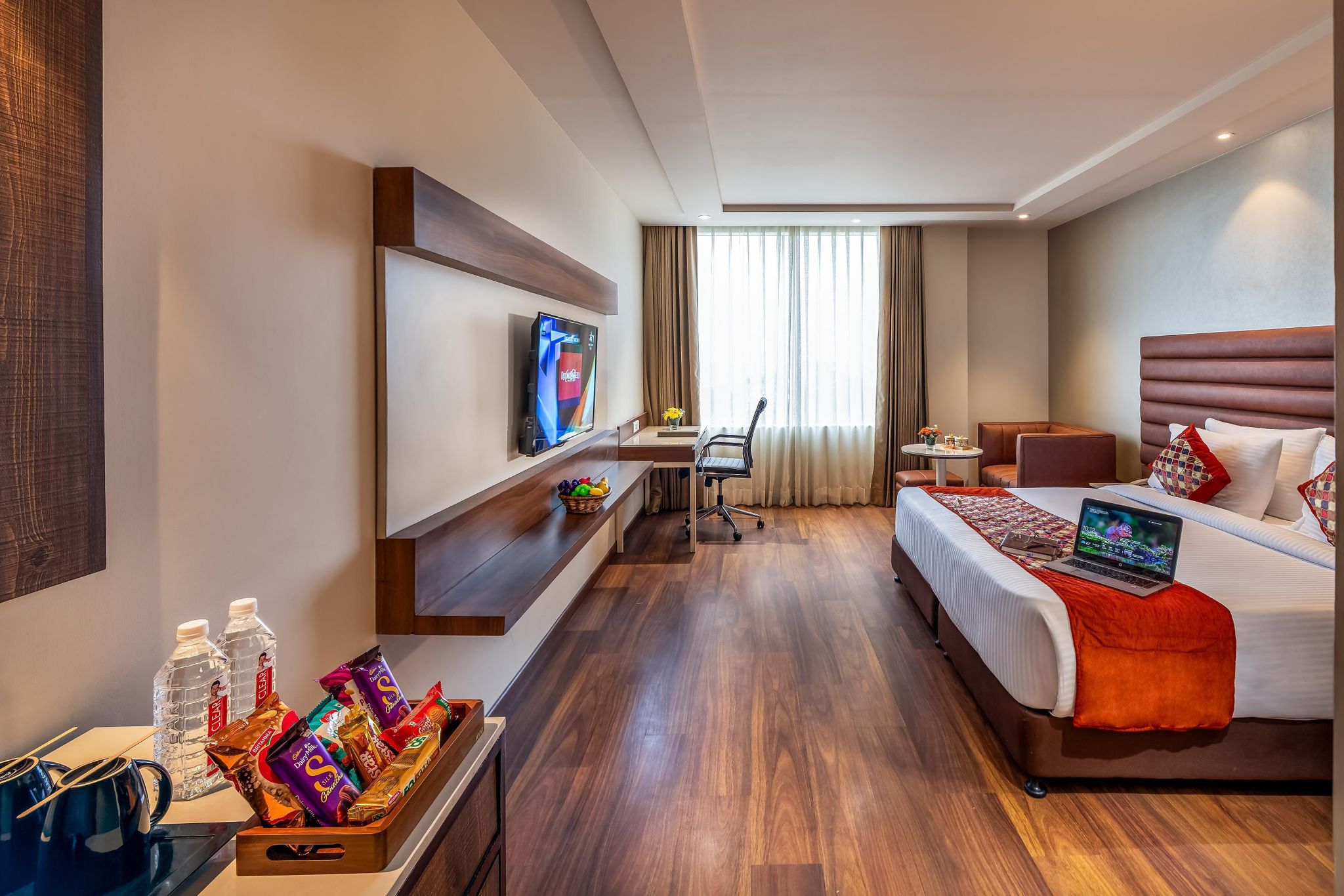 Superior Suite, 1 Queen Bed, Smoking