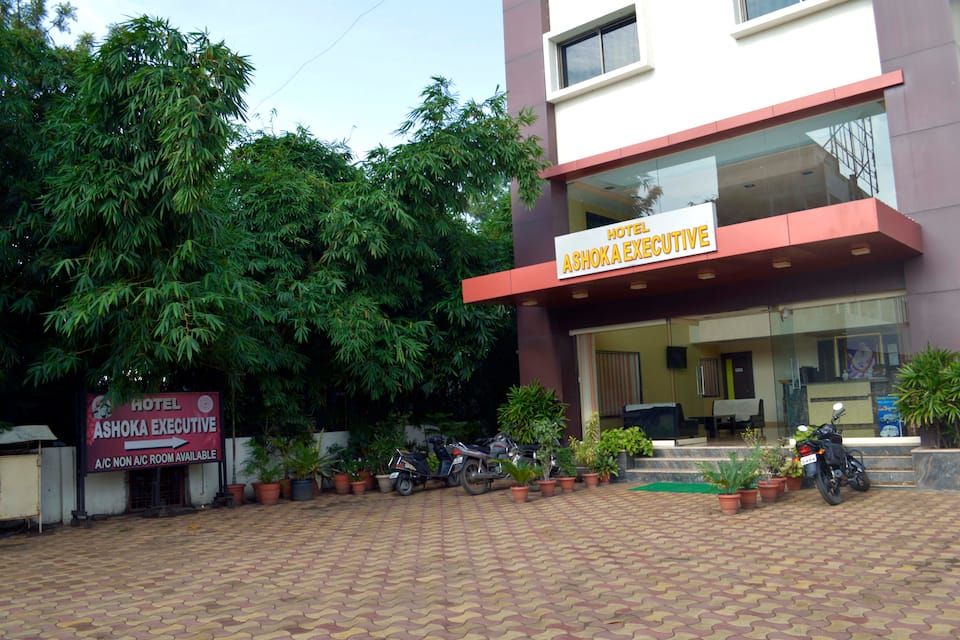 undefined Hotel Ashoka Executive 10
