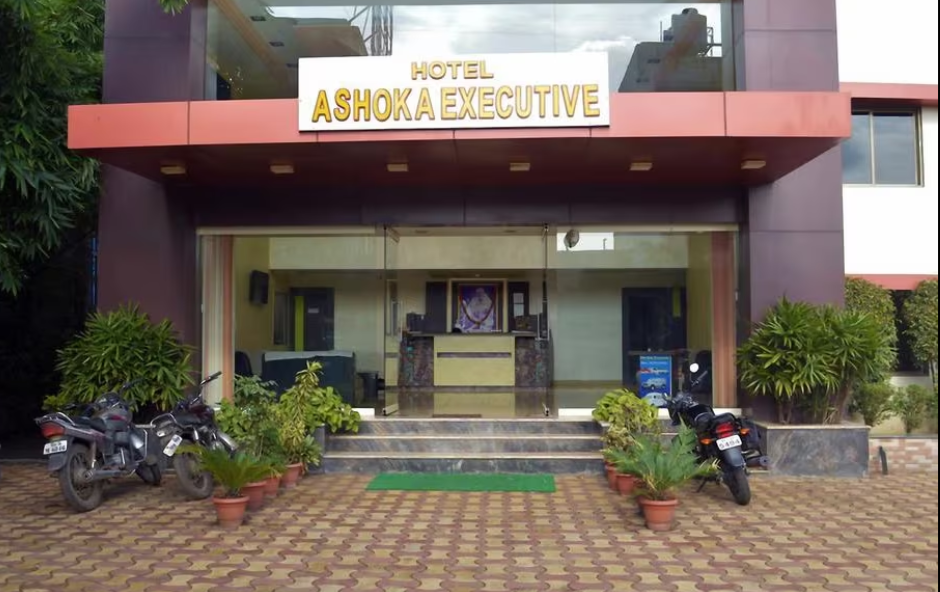 undefined Hotel Ashoka Executive 7