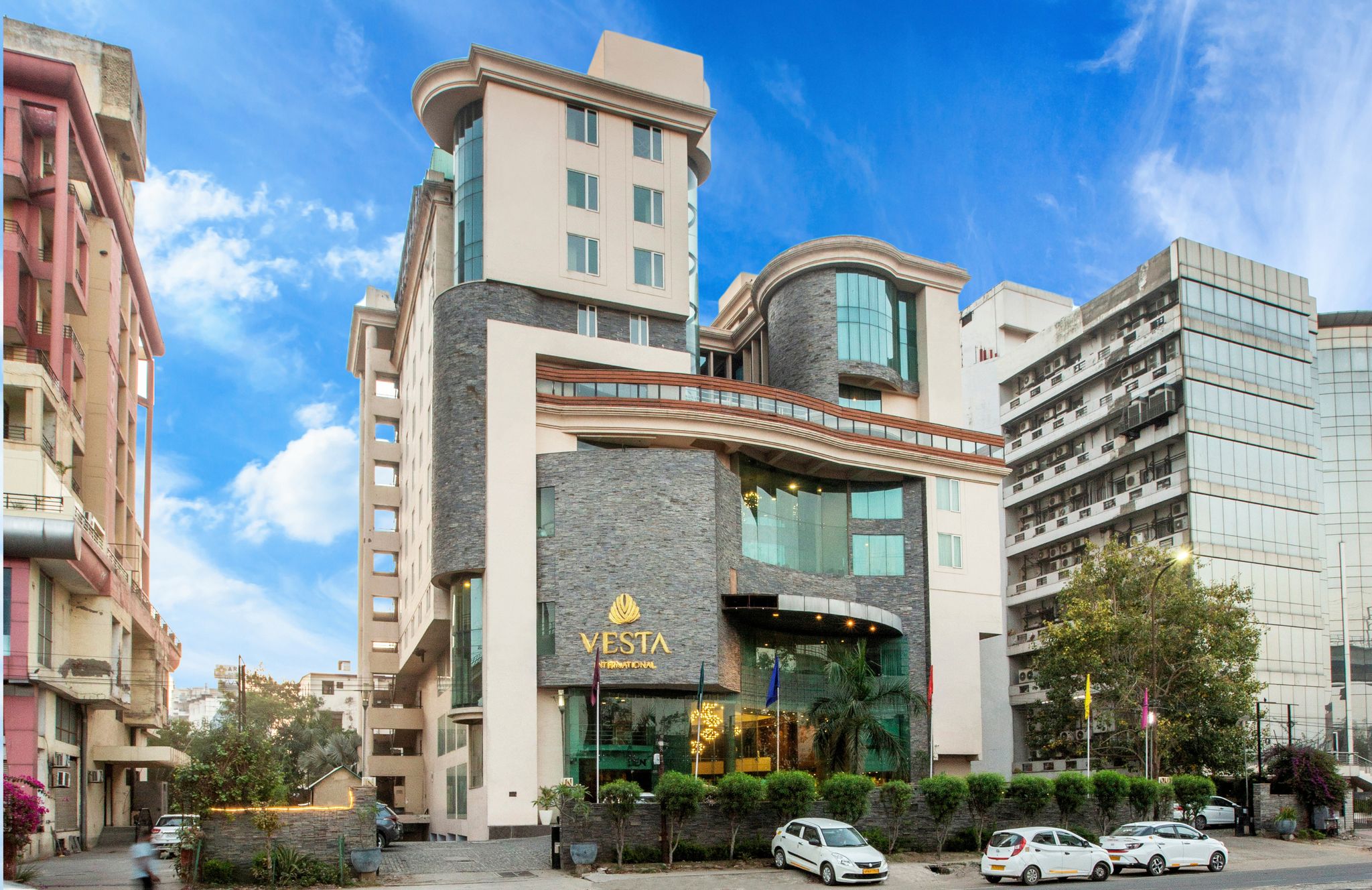 undefined Vesta International 2