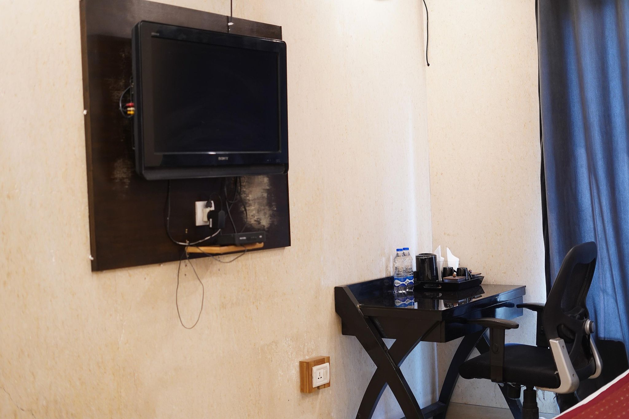 Tripple bed with WIFI in the room