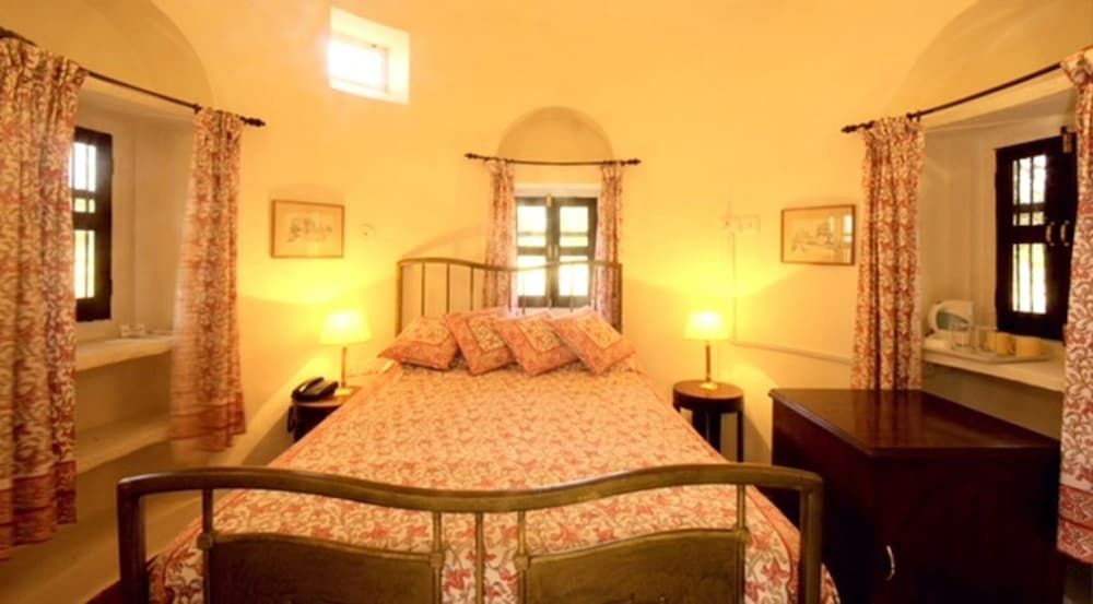 Deluxe Room (Garden View)