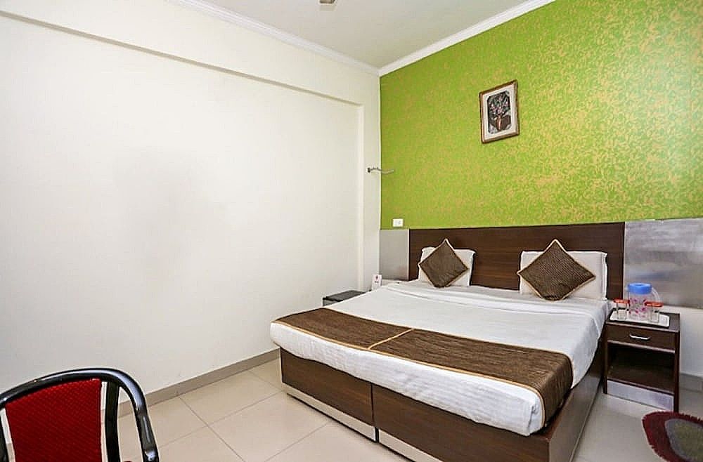 Hotel Anand Villa Premium Room 7