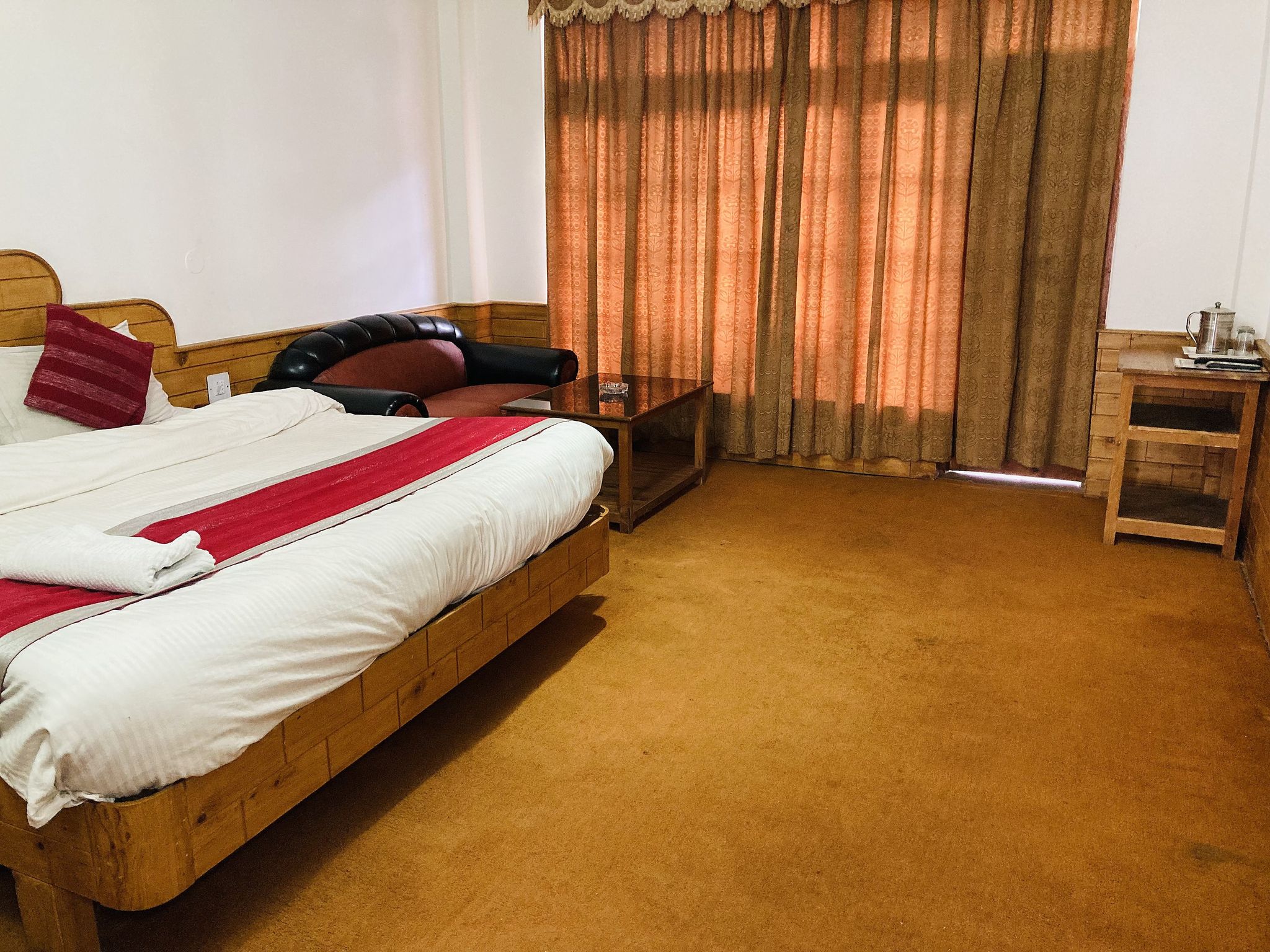 Hotel Hollywood, Manali Standard Room 3