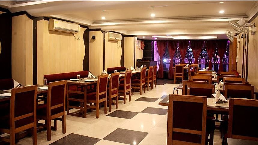 Food & Dining