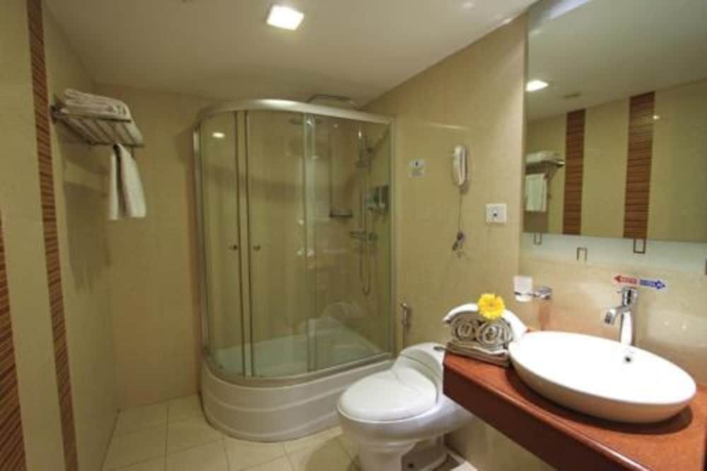 Parijatha Gateway Hotel Premium Room 22