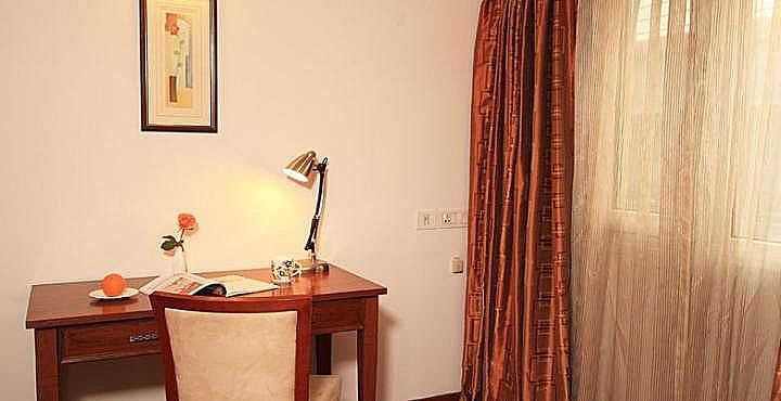 Parijatha Gateway Hotel Classic Room 4