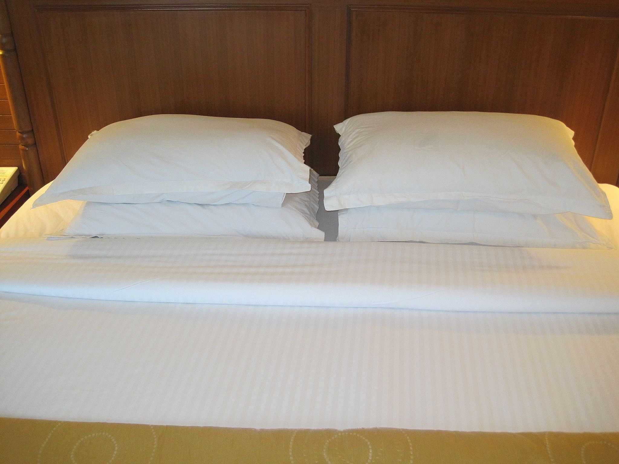 Parijatha Gateway Hotel Premium Room 7