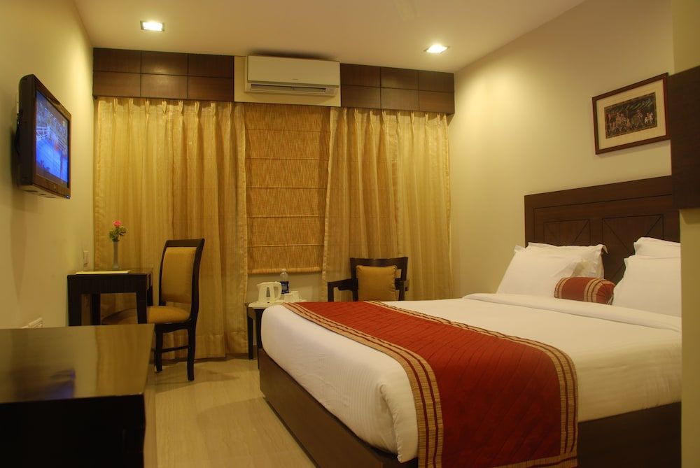 Hotel Classic Diplomat Deluxe Premium Room 23