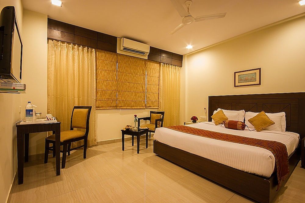 Hotel Classic Diplomat Deluxe Premium Room 2