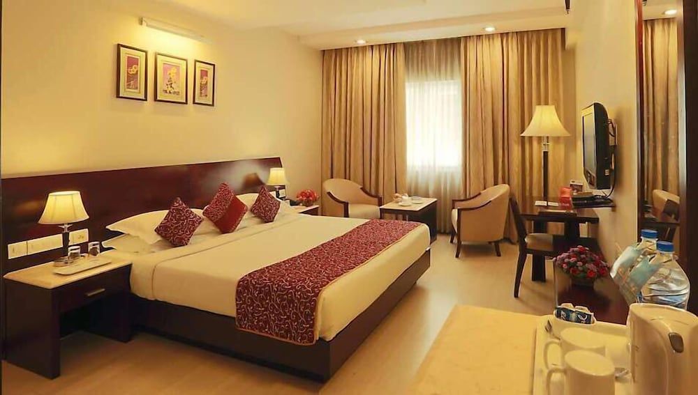 Executive Room, City View
