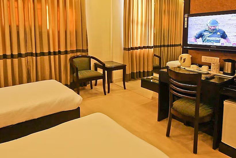 Hotel Saar Inn Deluxe Room 14